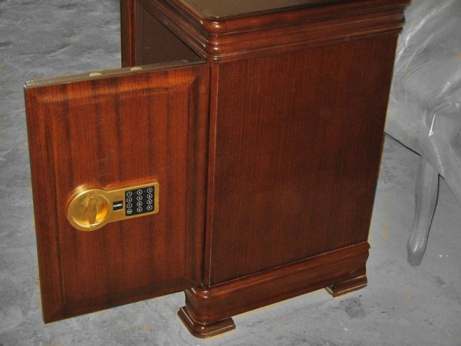 Взломостойкий сейф для денег карат 67 TD EL-Z2